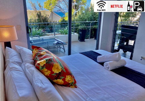 NEW Sunshine Beach Family Escape 3 Bedroom With Free Wifi And Parking - Accommodation Tasmania 0
