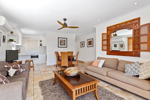 Noosa Unit - Accommodation Tasmania 1