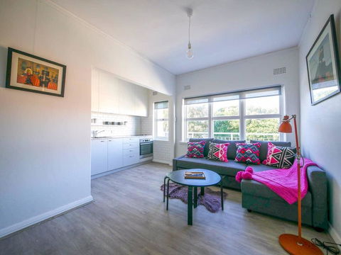 North Bondi Living - 200 Metres Walk To The Beach - Accommodation Tasmania 0