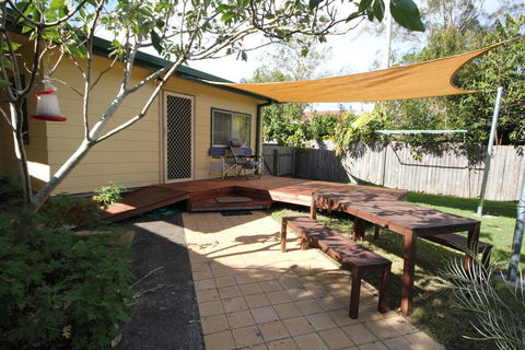 NORTH HAVEN SEA BREEZE - 9 David Campbell St , North Haven - Accommodation Tasmania 2