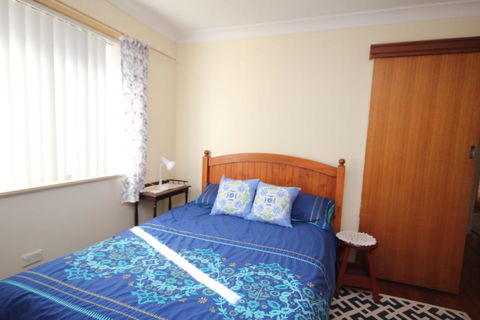 NORTH HAVEN SEA BREEZE - 9 David Campbell St , North Haven - Accommodation Tasmania 1