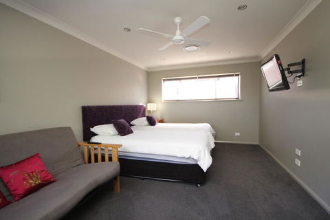 NORTHERN HAVEN-3/16 David Campbell St NH - Accommodation Tasmania 1