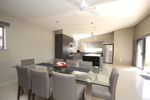 NORTHERN HAVEN-3/16 David Campbell St NH - Accommodation Tasmania 2