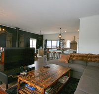 Oak  Barrel / 7 Twynam Street - Accommodation Tasmania