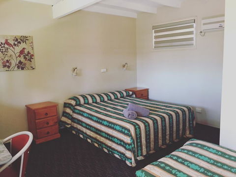 Oasis Motel - Accommodation Tasmania 0