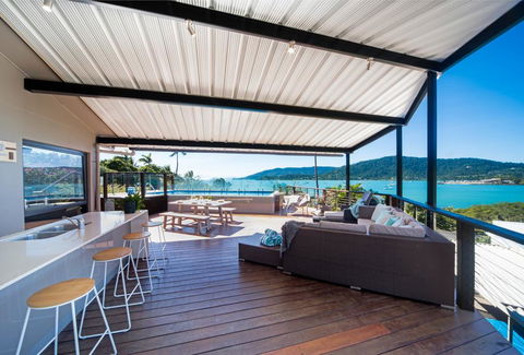 Oasis On Oceanview - Airlie Beach - Accommodation Tasmania 3