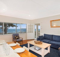 Ocean Blue Apartment One - oceanfront apartment - Accommodation Tasmania
