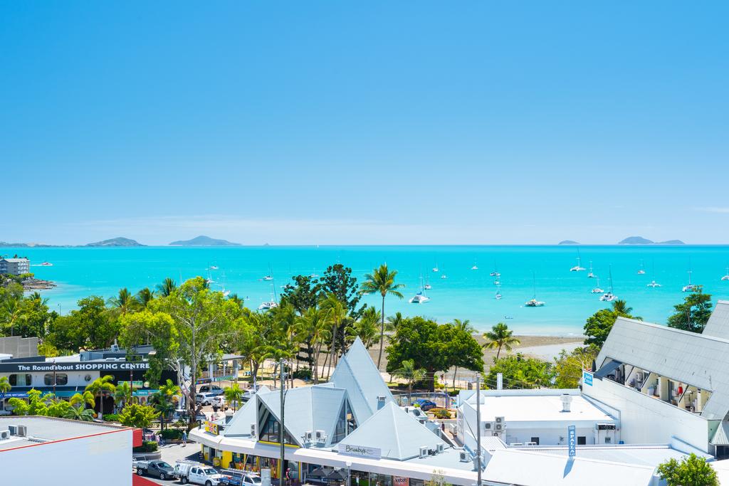 Airlie Beach QLD Accommodation Tasmania