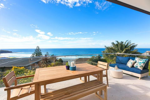 Ocean Vista Luxury Home At Curl Curl - Accommodation Tasmania 1
