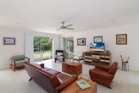 Oceanic Dr 133 - WHALE WATCHERS DELIGHT - Accommodation Tasmania 3
