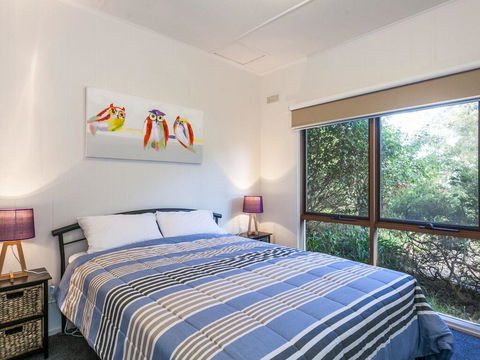 OCEANS 12 - ANGLESEA - Accommodation Tasmania 1