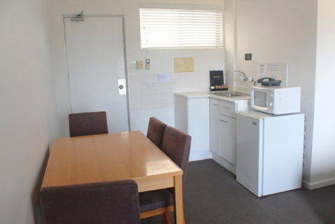 Oceanside Hawks Nest - Accommodation Tasmania 2