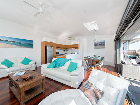 One Mile Cl, Townhouse 22, 26, The Deckhouse - Accommodation Tasmania 1