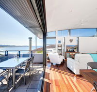 One Mile Cl Townhouse 22 26 The Deckhouse - Accommodation Tasmania