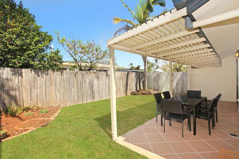 Oomoo 27b - 4 BDRM Townhouse - Close To Beaches - Accommodation Tasmania 1