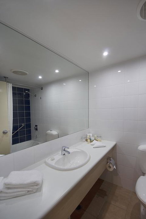 Outback Pioneer Hotel - Accommodation Tasmania 3