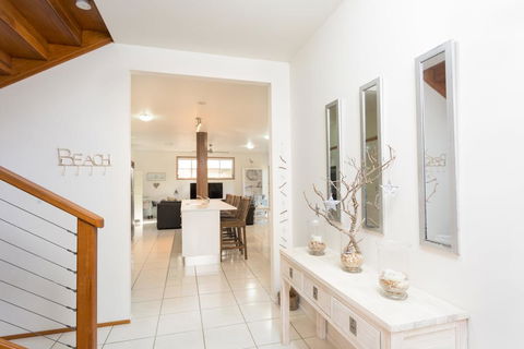 OUTRIGGER - Accommodation Tasmania 2