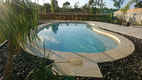 Palm Lakeside Holiday Home - Bowen, Whitsundays, Queensland - Accommodation Tasmania 3