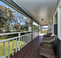 Paradise Bungalow Waterfront - Accommodation Tasmania
