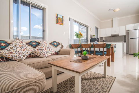 PEACEFUL 2Kingbed RootyHill Townhouse Near Station - Accommodation Tasmania 0