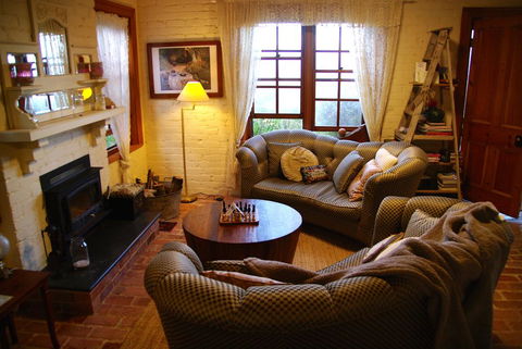Pear Tree Hollow - Accommodation Tasmania 1