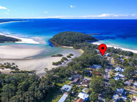 Pelican Beach House Narrawallee - Accommodation Tasmania 0