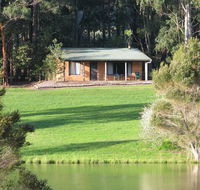 Pemberton Lake View Chalets - Accommodation Tasmania