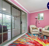 Pet Friendly Home - Pool  Parking - Tennis Court - Accommodation Tasmania