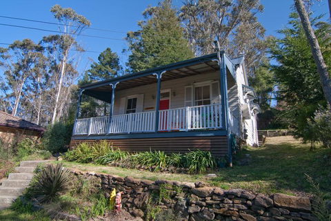 Piccolo - Accommodation Tasmania 0