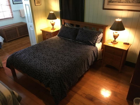 Pitstop Lodge Guesthouse B&B - Accommodation Tasmania 3