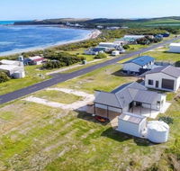 Plovers Rest at Cape Douglas - Accommodation Tasmania