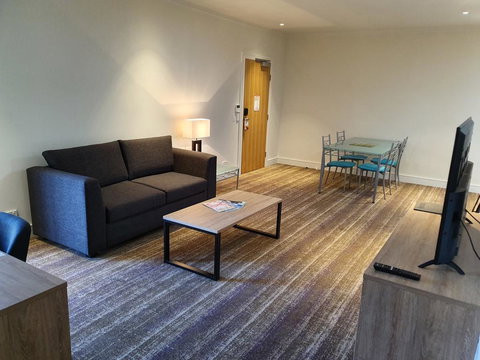 Porter's Plainland Hotel - Accommodation Tasmania 2