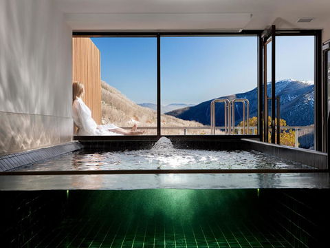 QT Falls Creek - Accommodation Tasmania 2