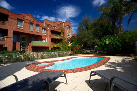 Quest Royal Gardens - Accommodation Tasmania 0