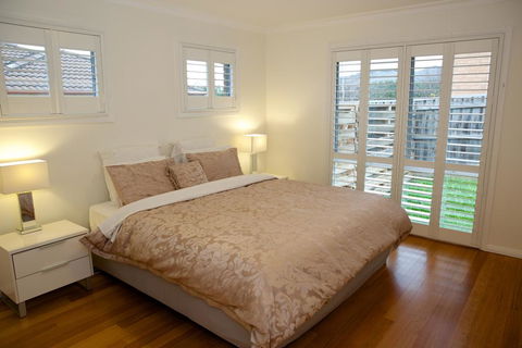 Race Course Apartments - Accommodation Tasmania 0