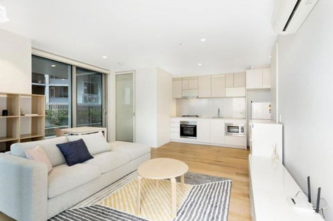 Readyset Rose Lane Melbourne - Accommodation Tasmania 0