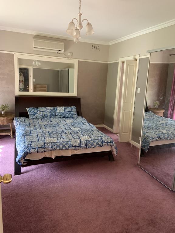 Heidelberg Heights VIC Accommodation Tasmania