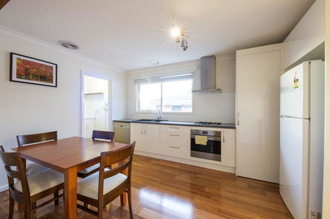 Rent Melbourne - Accommodation Tasmania 0