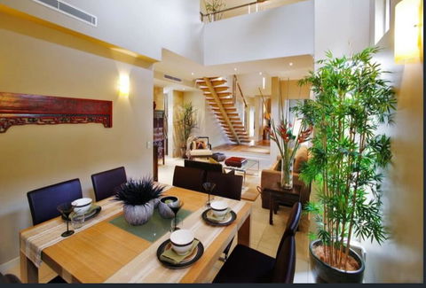 Resort Living With Private Pool Sleeps 8 - Accommodation Tasmania 1