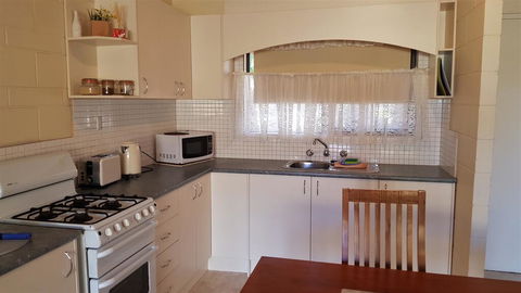 Rise N' Shine - Min Stay 4 Nights - Accommodation Tasmania 3