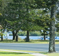 River Breeze 60 Wooli Street Yamba. Linen - Unlimited Wi-Fi Just listed. - Accommodation Tasmania