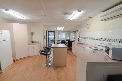 Riverfront Getaway - Mannum - Accommodation Tasmania 2