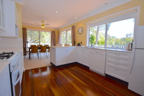 Rocky Mountain Cottage - Accommodation Tasmania 2