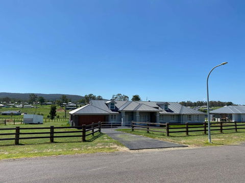 Rosehill Vines - Accommodation Tasmania 2