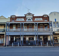 Royal Hotel - Accommodation Tasmania