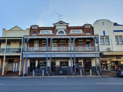 Royal Hotel - Accommodation Tasmania 0