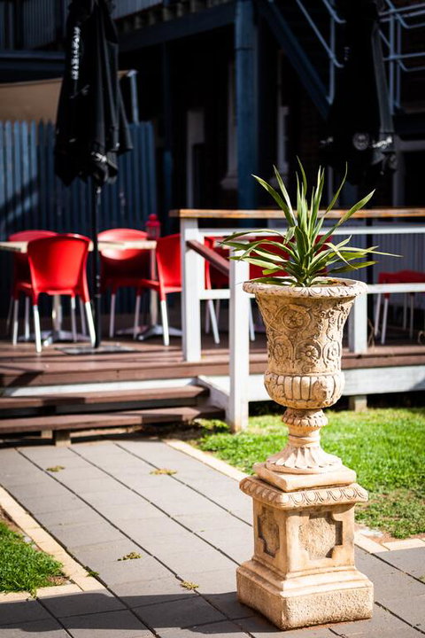 Royal Hotel - Accommodation Tasmania 3
