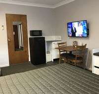 Roydons Motor Inn - Accommodation Tasmania