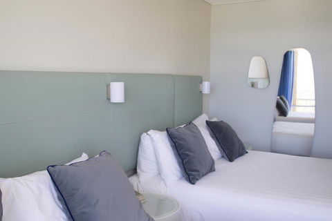 Rydges Gladstone - Accommodation Tasmania 1
