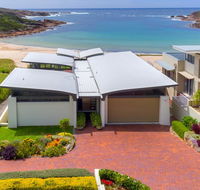 Sails on the Beachfront - Exclusive Seaside Home - Accommodation Tasmania
